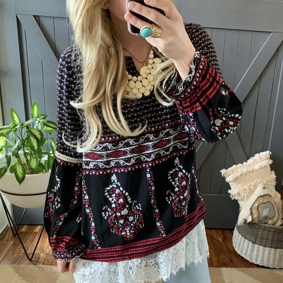 Figleaffashion Tops - Last Two! Plus Size Block Print Long Tunic Blouse